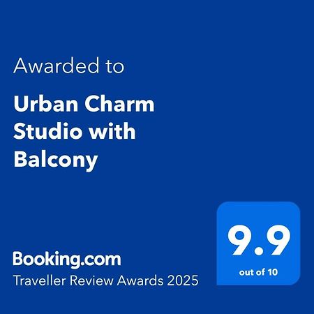 Urban Charm Studio With Balcony Tirana Bagian luar foto